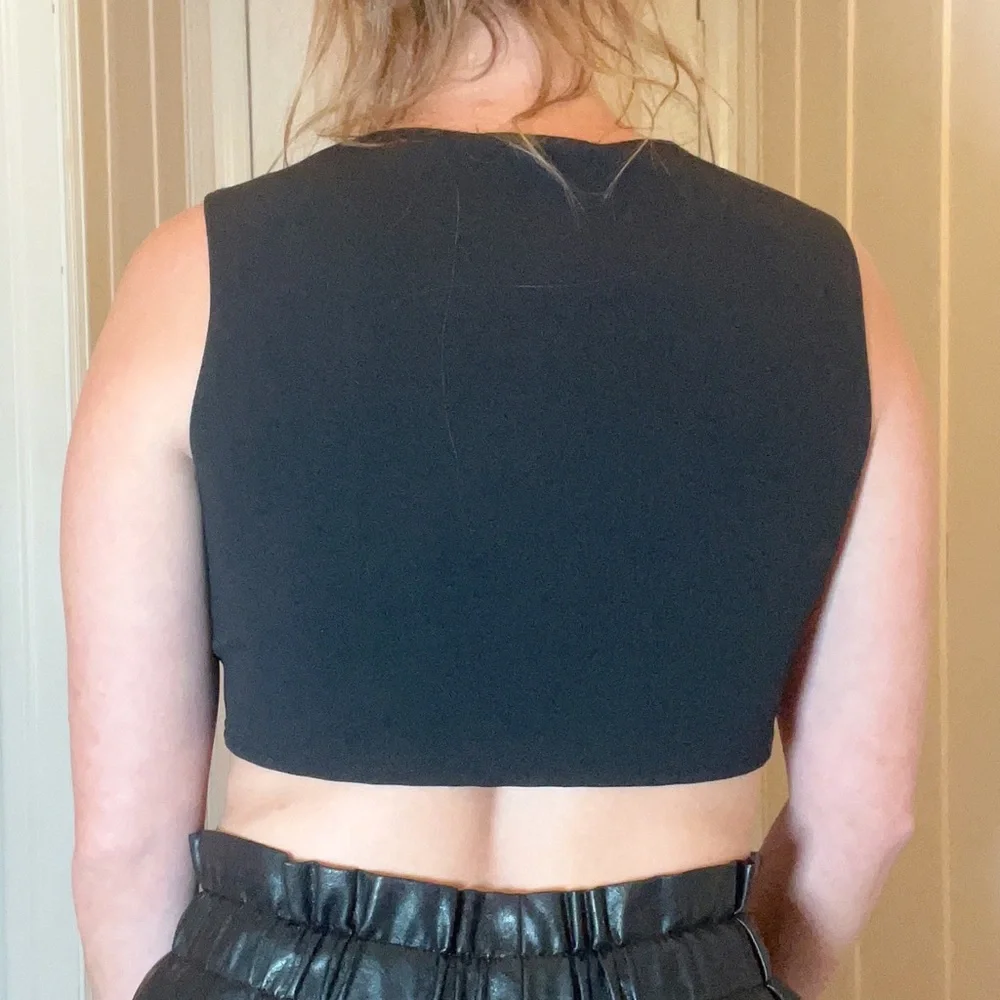 Oversized High Waist Loose Fit Faux Leather Shorts Size 10 - Picture 12 of 17